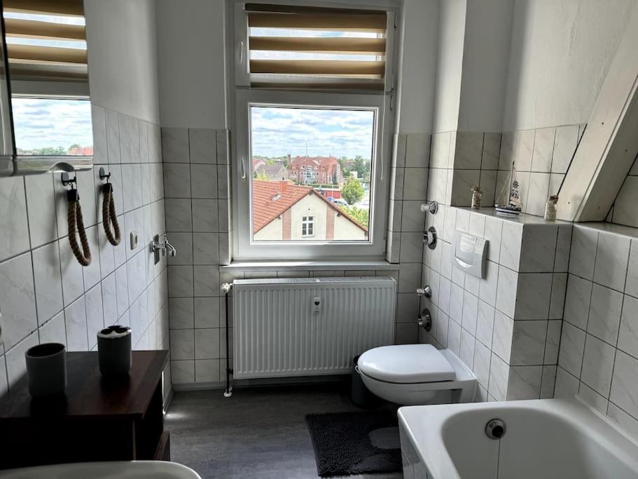 Nahe Bahnhof Und Dem Goitzschesee Apartment