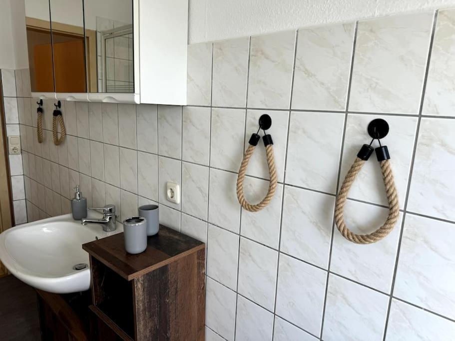 Appartement Nahe Bahnhof Und Dem Goitzschesee